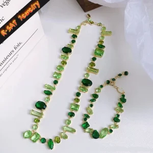 Ensemble de bijoux fins de marque de luxe originale, cristal de Zircon vert, collier, boucle d’oreille, Bracelet, breloques pour femmes, accessoires de mariage Ensemble de bijoux fins de marque de luxe originale, cristal de Zircon vert, collier, boucle d’oreille, Bracelet, breloques pour femmes, accessoires de mariage