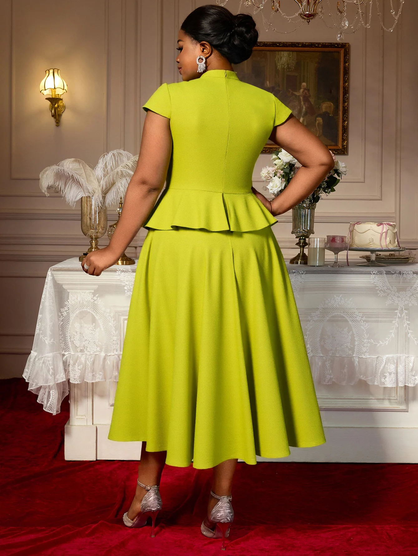 robes trapèze élégantes pour femmes avec boutons décoratifs et taille péplum, parfaites pour les fêtes de thé à l'église et les événements spéciaux