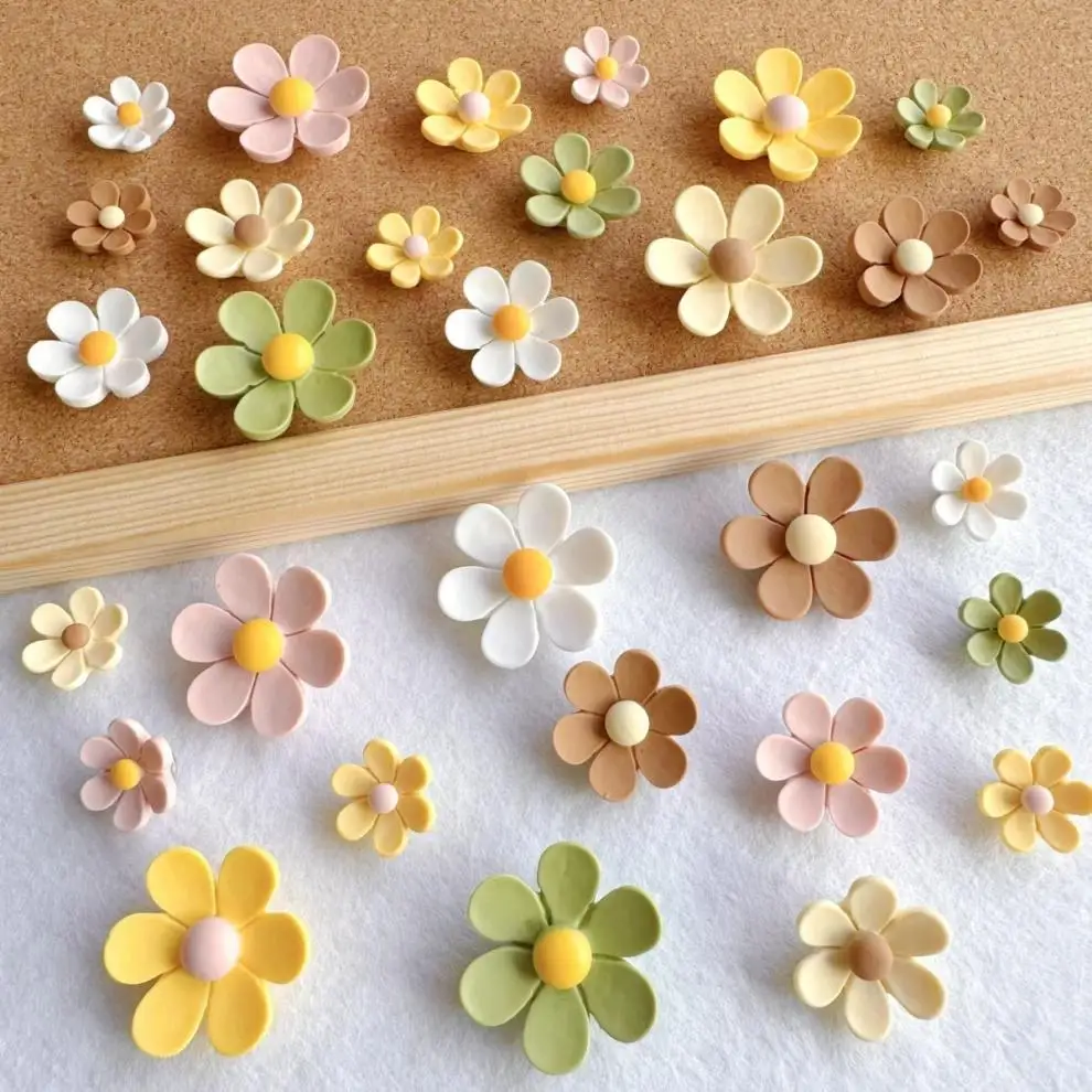 Jeu de punaises à fleurs colorées de 10/30, punaises décoratives pour tableau d'affichage en liège, décoration murale en feutre, affichage de photos