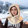 cape de fourrure écharpe capuche hiver chapeau chaud pour les femmes polaire épaisse protection des oreilles écharpe de mode intégré temps froid en plein air