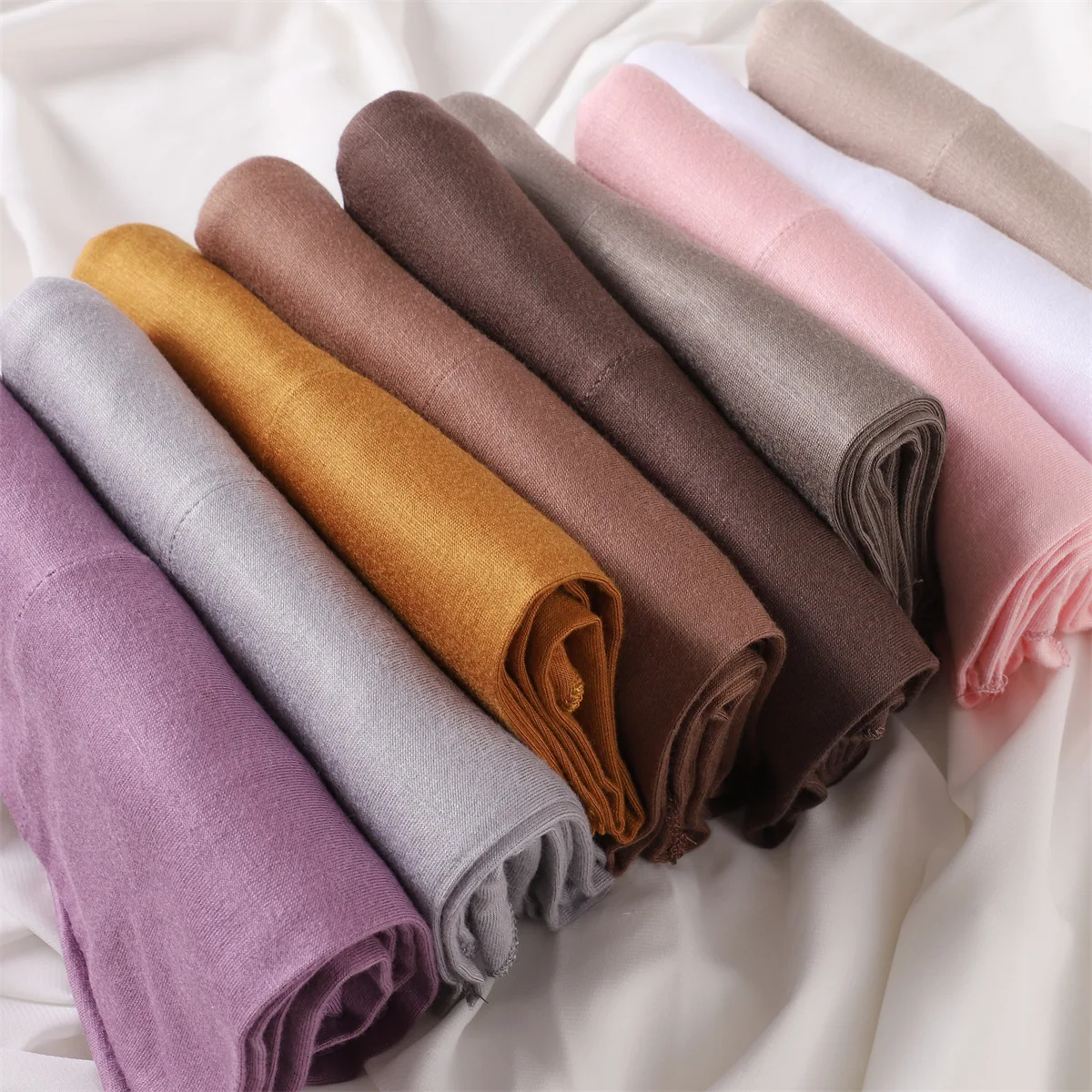 nouveau style de mode foulard musulman élastique coton jersey turban châle femmes triangle écharpe en gros pays bas plaine hijab