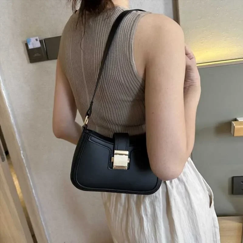 Sac à main Vintage en cuir PU marron pour femmes, boucle dorée, tendance, sac à bandoulière sous les bras, couleur unie, fourre-tout Simple de luxe