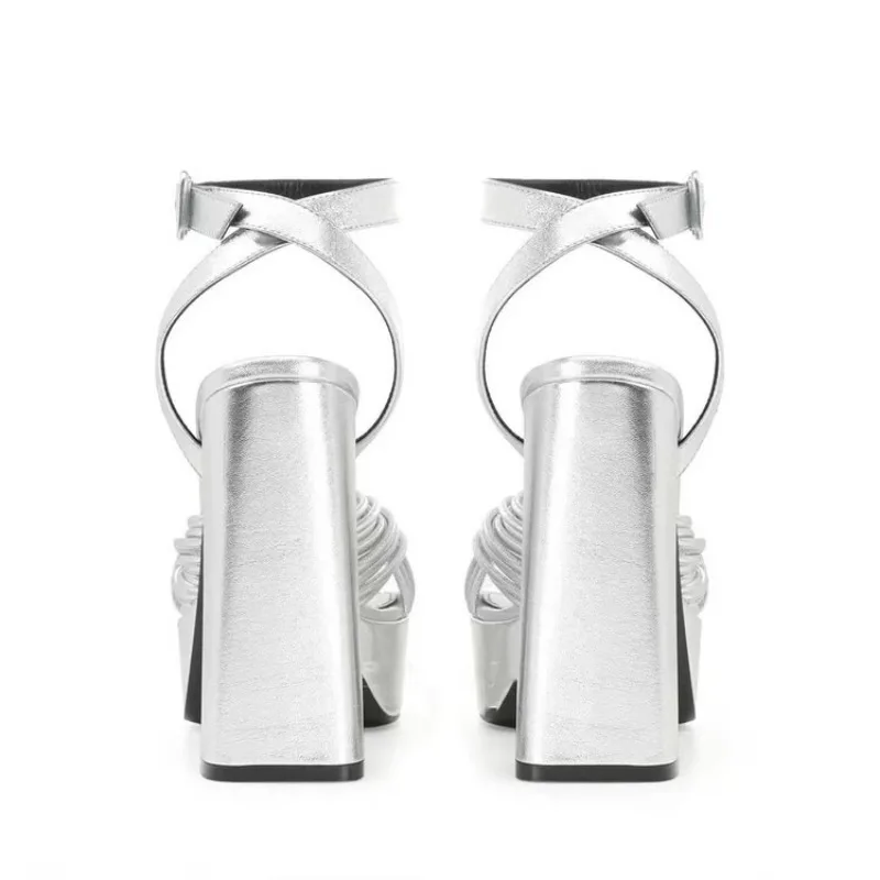 Sandales argentées de style minimaliste européen et américain pour femmes, chaussures d'été imperméables, plate-forme droite, ceinture, talon strucoptique, chaussures simples