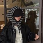 Écharpe Triangle rayée pour femme, petite écharpe tricotée, à la mode, chaude et polyvalente, Protection du cou, châle, automne et hiver