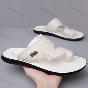 Sandales d’été pour hommes, antidérapantes, respirantes, légères, semelle souple, chaussures de plage, confortables, à la mode, pantoufles à enfiler, nouvelle collection 2025 Sandales d’été pour hommes, antidérapantes, respirantes, légères, semelle souple, chaussures de plage, confortables, à la mode, pantoufles à enfiler, nouvelle collection 2025