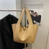 sac à main en cuir pour femmes, sac à bandoulière classique de luxe de styliste, fourre tout élégant pour vêtements modernes et chics