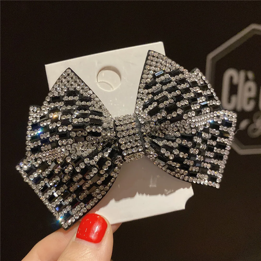 Pince à cheveux vintage avec nœud en biscuits pour filles, barrettes pour femmes, pince à cheveux, porte-cheveux pour lavage du visage, vêtements de sauna à la mode, accessoires pour cheveux, été