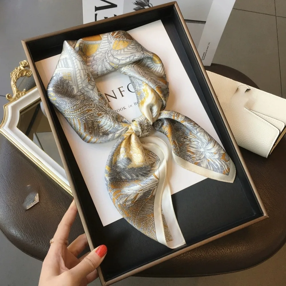 Foulard carré imprimé de luxe à la mode, 70x70cm, ruban de tête souple, Bandana Hijab Simple en Satin Foulard carré imprimé de luxe à la mode, 70x70cm, ruban de tête souple, Bandana Hijab Simple en Satin