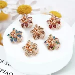 Pince à cheveux en forme de fleur en strass, petite griffe en cristal, épingles à cheveux brillantes, accessoires pour cheveux de mariage, ornement de couvre-chef