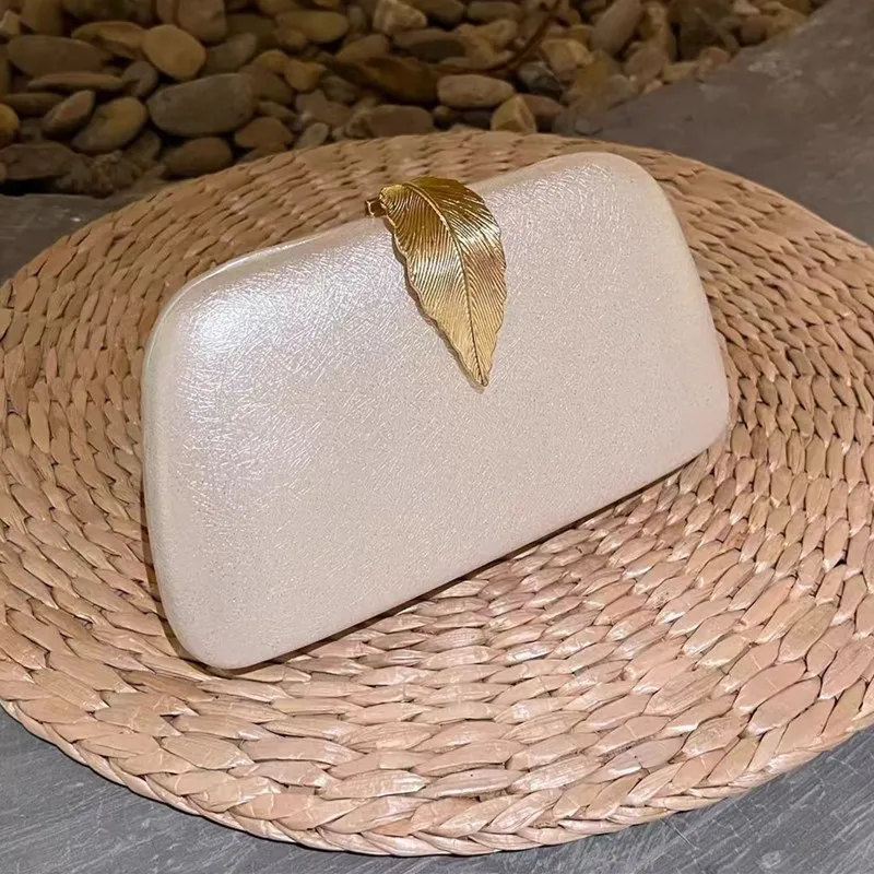 2025 pochette de soirée de luxe femmes sacs à bandoulière mode perle chaîne sac à main dîner sac à main mariage cocktail fête porte monnaie