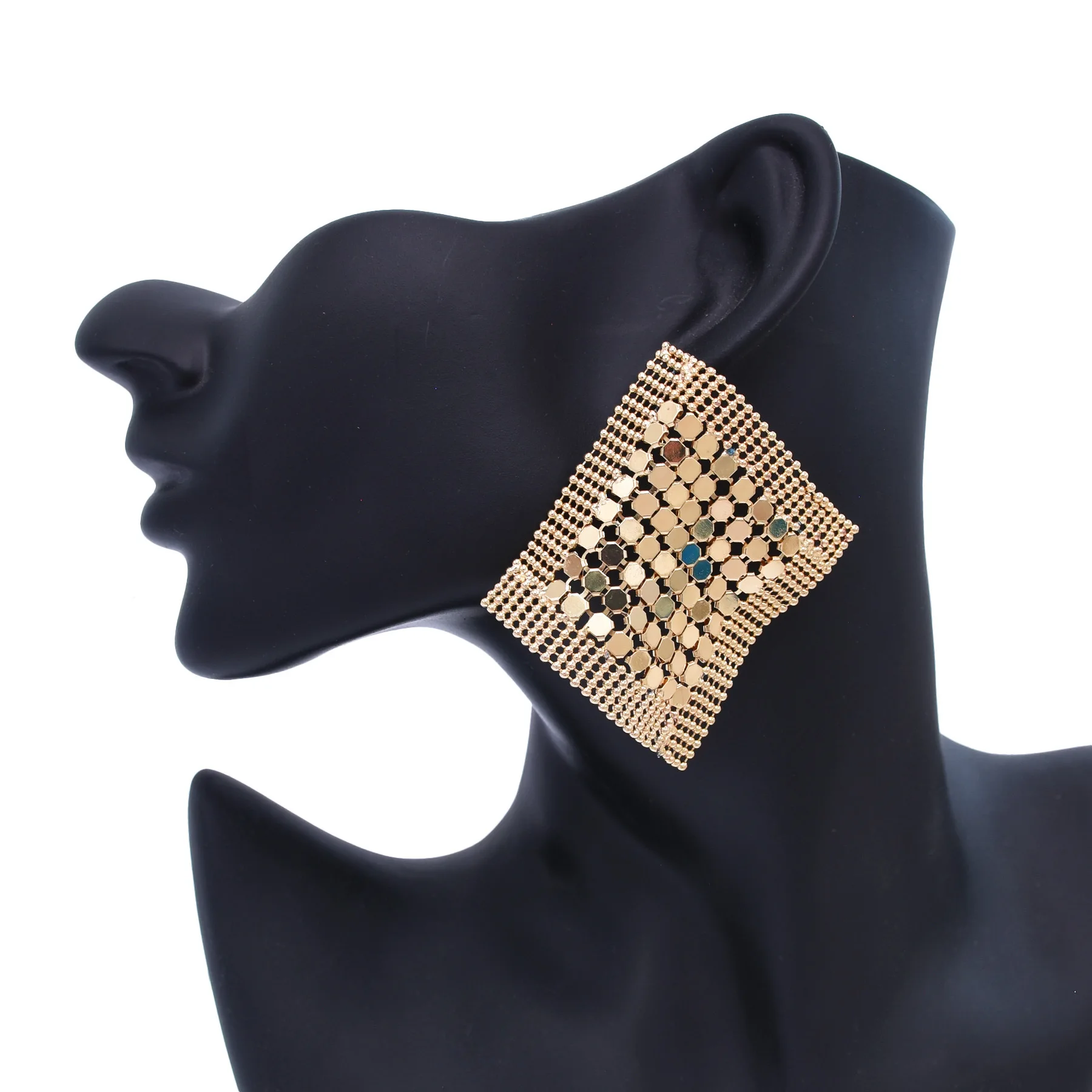 Boucles d'oreilles en maille en alliage pour femmes, élégantes, minimalistes, exagérées, pour Banquet, fête, bijoux tendance, accessoires féminins, cadeau