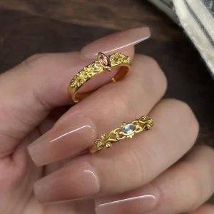 Bijoux en Zircon petits et exquis, bague oeil du diable, tempérament de luxe léger, bijoux polyvalents haut de gamme, trajet quotidien