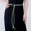 une nouvelle cravate audirope pour femme, mes avec une robe de costume dans une ceinture de style ins, peut être facilement mes avec n'importe quel style, costume