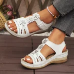 Sandales d&rsquo;été femmes 2025 nouvelle fleur plate-forme compensée chaussures orthopédiques rétro décontracté confort Peeping orteils