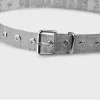 ceinture en métal argenté avec structure carrée, bandes de taille cool, environnement classique pour femmes, luxe pour petite amie, hommes