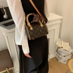 Sac fourre-tout en cuir de marque de luxe pour femmes, élégant et tendance, célèbre styliste populaire Vintage classique, nouvelle collection 2025 ​