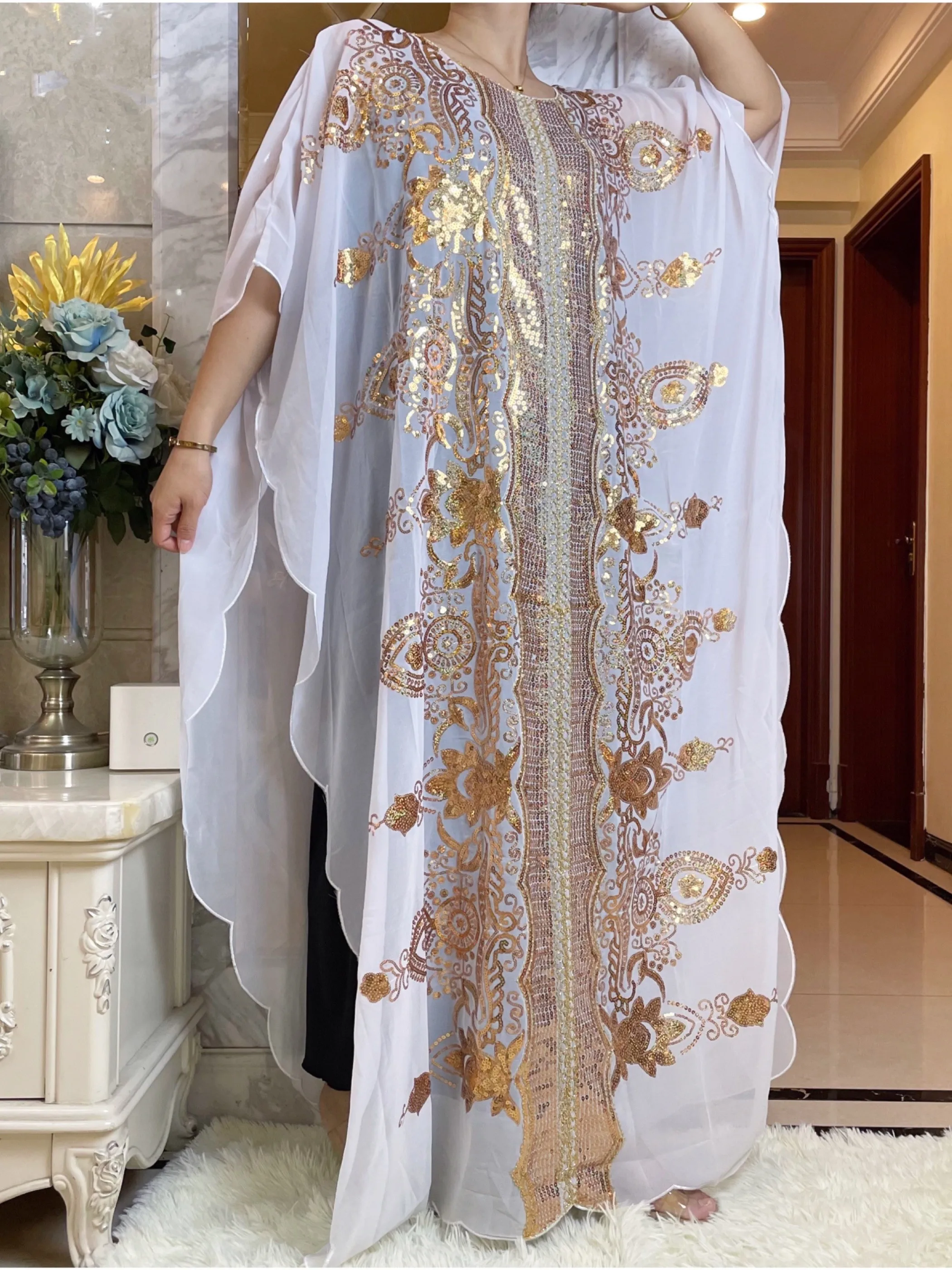 2025 nouvelles femmes africaines Dashiki mode musulmane Abaya élégant en mousseline de soie manches chauve-souris paillettes Robe ample Robe élégante taille libre