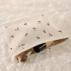 trousse de maquillage en velours côtelé imprimé cerise, boîte de rangement de maquillage légère à fermeture éclair, sac multifonctionnel avec doublure
