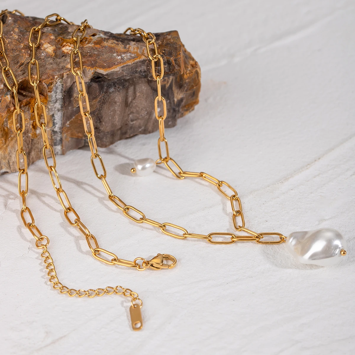 Collier pendentif en perles de verre pour femme, plaqué or 18 carats, bijoux étanches, exquis, minimaliste, chic, cadeau