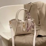 Nanfeng Paris Chic sac fourre-tout femmes 2024 printemps été nouveau sac à main haut de gamme sensation banlieue unique épaule inclinée sac croisé