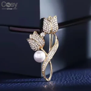 Mode femmes filles élégant émeraude cristal papillon broches Badges classique dame robe costume haut de gamme broches bijoux