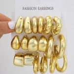 Ensemble de boucles d&rsquo;oreilles pour femmes, 18 pièces, simple, élégant, vintage, luxueux, brillant, géométrique, irrégulier, torsadé, boucles d&rsquo;oreilles en forme de larme, élégantes et polyvalentes, adaptées aux fêtes quotidiennes