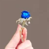 broches à fleurs en strass bleu rouge pour femmes, élégantes, exquises, brillantes, en zircon, épingles à revers, badge de fête de mariage, bijoux