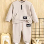 Ensemble de tenue beige à manches longues pour bébé garçon – Costume deux pièces élégant et élégant pour les sorties, vêtements de bébé parfaits
