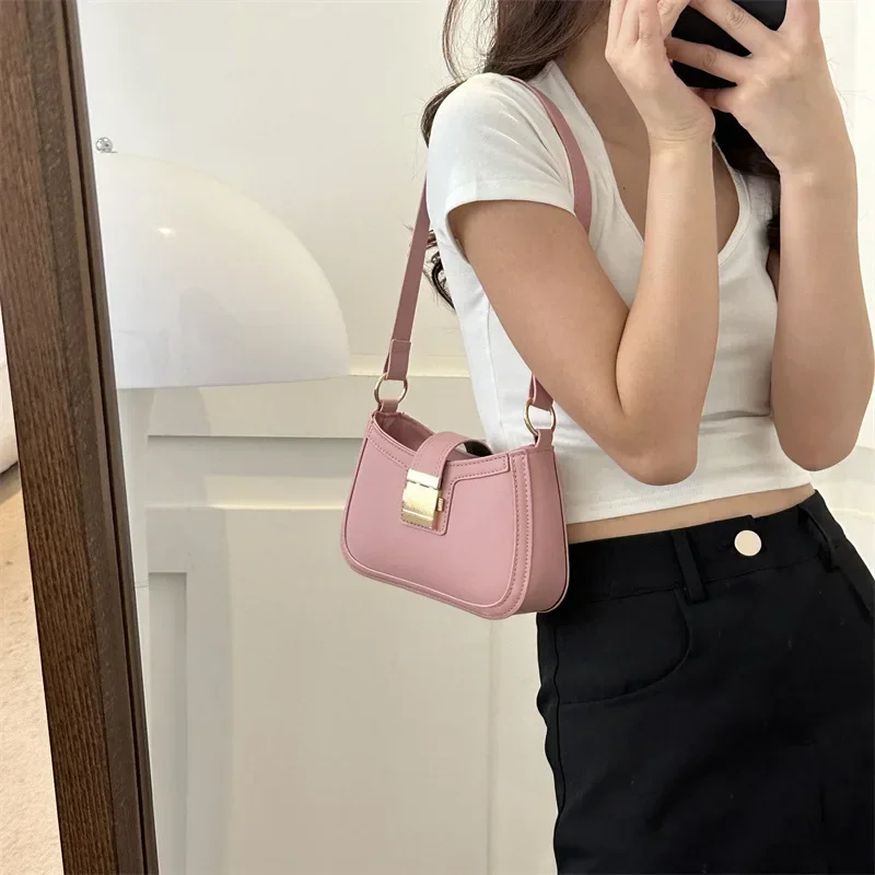 Sac à main Vintage en cuir PU marron pour femmes, boucle dorée, tendance, sac à bandoulière sous les bras, couleur unie, fourre-tout Simple de luxe