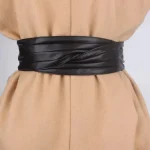 Ceinture de taille large élastique en cuir PU pour femmes, élégante, douce et réglable, décoration de robe, décoration de fête