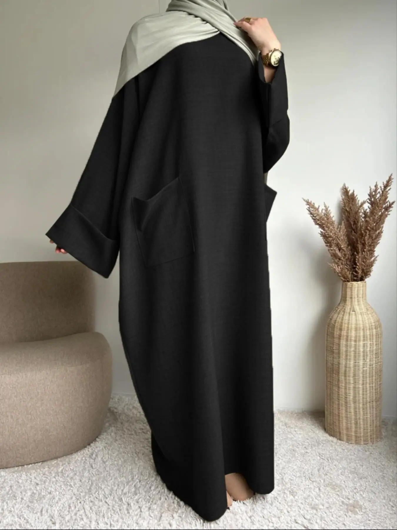Abaya musulmane du moyen-orient pour femmes, jupe longue, couleur unie, robe islamique avec poches (foulard non inclus) Abaya musulmane du moyen-orient pour femmes, jupe longue, couleur unie, robe islamique avec poches (foulard non inclus)