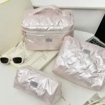 Sac à cosmétiques élégant en matériau PU, compartiment de rangement, décoration d&rsquo;arc, trousse de toilette, trousse de maquillage multifonction, Organization quotidienne