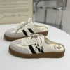 chaussures plates à enfiler pour femmes pour toutes les saisons – baskets plates décontractées à bout fermé, semelle souple antidérapante, chaussures polyvalentes d'intérieur/extérieur