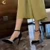 chaussures noires à talons hauts pour femmes, chaussures d'été à une sangle, bout pointu ajouré, chaîne en diamant, cuir synthétique de style coréen, nouvelle collection