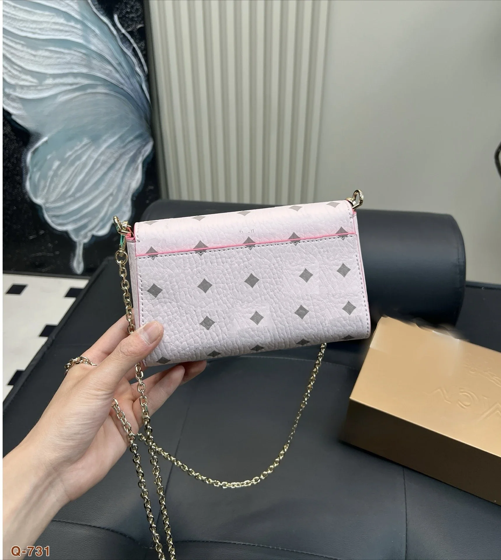 sac à main en cuir pour femmes, nouveau style, élégant, à la mode, polyvalent, de haute qualité, pour le transport d'épaule ou à bandoulière, 2025