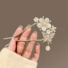 Pinces à cheveux en forme de U, motifs de fleurs et de papillons en strass, épingles à cheveux en alliage faites à la main, accessoires pour cheveux Hanfu pour femmes et filles, couvre-chef
