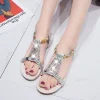 Été nouvelles sandales plates pour femmes 2025 or chaussures orthopédiques sans talon argent mode romaine strass sandale chic point chaud