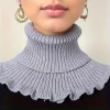 faux foulard tricoté noir et blanc à la mode – doux, épais et chaud, avec un design élégant à volants pour femme