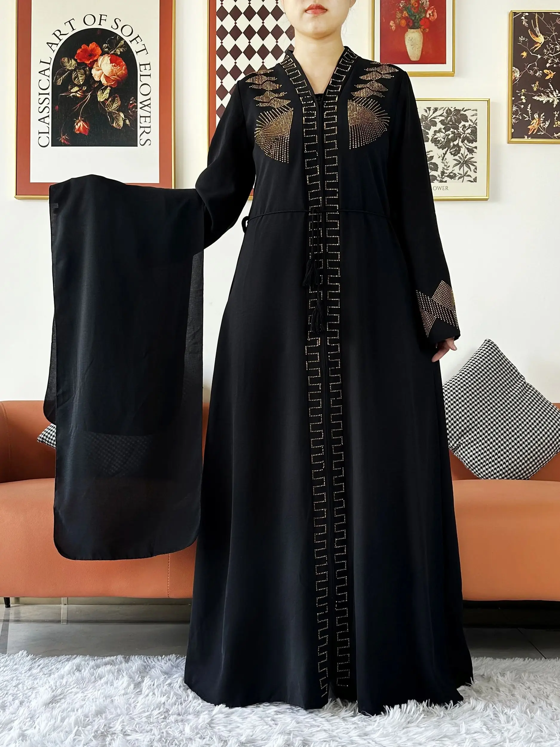 Nouvelles femmes robe élégante en mousseline de soie Abaya ouvert avec fermeture éclair femmes musulmanes robe vêtements islamiques Cardigan Abaya femmes robe musulmane Nouvelles femmes robe élégante en mousseline de soie Abaya ouvert avec fermeture éclair femmes musulmanes robe vêtements islamiques Cardigan Abaya femmes robe musulmane