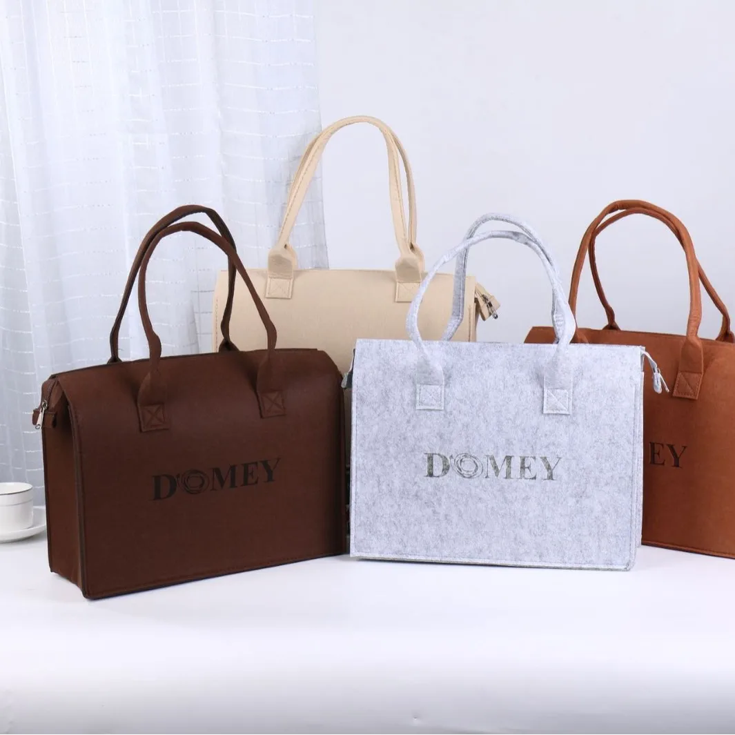 Sac à main minimaliste en feutre de grande capacité, sac de banlieue tendance, sac cadeau artisanal, forme carrée douce, accessoire quotidien