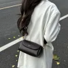 sac fourre tout chic pour femme fabriqué en cuir d'agneau avec un look quotidien décontracté guatemala vintage léger et doux