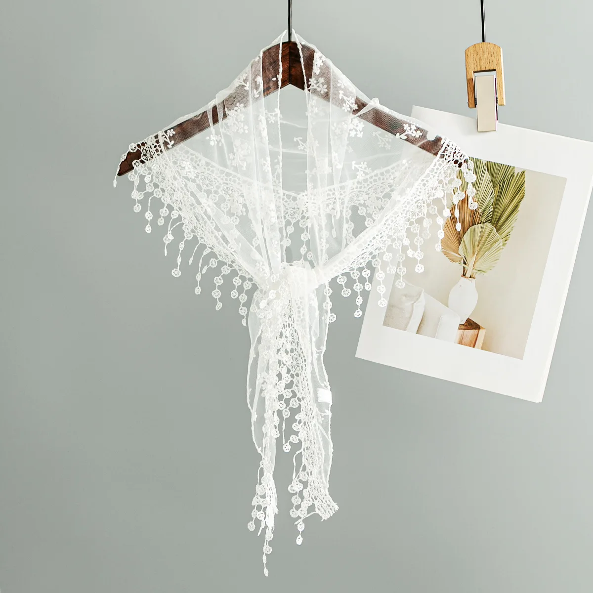 Écharpe triangulaire multifonctionnelle pour femmes, hijab, maille de mariée, dentelle, petit voile, robe de mariée, vêtements assortis, nouvelle collection 2025