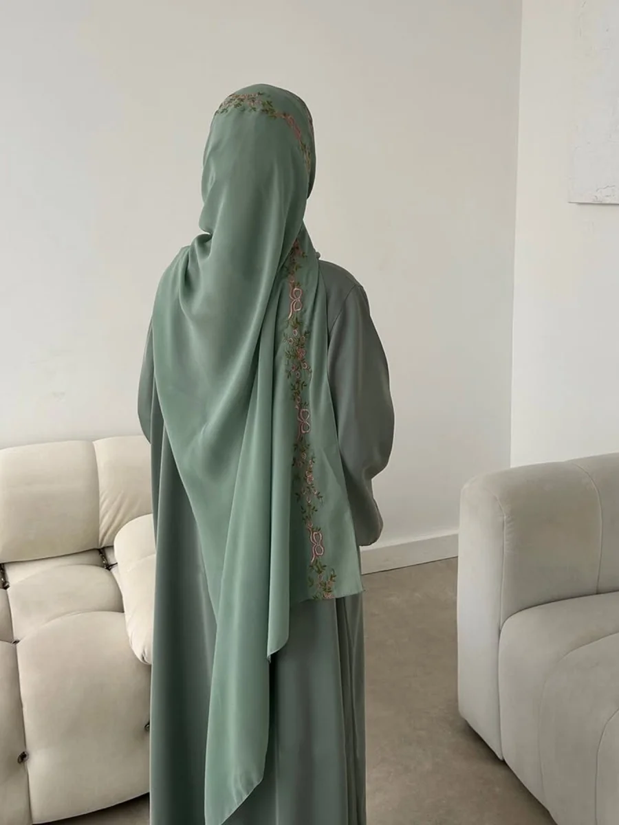 moyen orient femmes arabe dubaï abaya luxe kimono cardigan broderie florale robe longue robe modeste femme islam vêtements kebaya