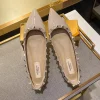femme chaussures plates bout pointu 2025 automne bouche peu profonde rivets robe mode chaussure plate confortable en cuir verni chaussures décontractées en plein air