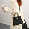 sac à main en cuir pour femmes, sac à bandoulière classique de luxe, fourre tout élégant de styliste pour un usage quotidien chic