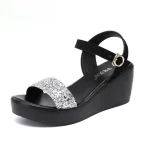 Chaussures compensées imperméables à plateforme pour femmes, sandales quotidiennes pour femmes, la meilleure qualité, luxe, Chic et élégant, 2025