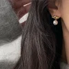 boucles d'oreilles élégantes avec pendentif en perles pour femmes, accessoires de bijoux boutique doux et personnalisés adaptés aux cadeaux de fête d'anniversaire, nouvelle collection