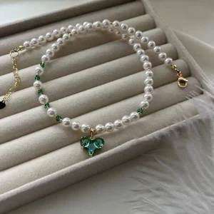 Tendance élégante plage bijoux mariage grande Imitation perle collier ras du cou pour les femmes mode cristal coeur pendentif collier Tendance élégante plage bijoux mariage grande Imitation perle collier ras du cou pour les femmes mode cristal coeur pendentif collier