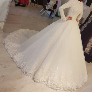 Robes de mariée musulmanes arabes blanches, col haut, manches longues, appliques en dentelle, robes de patients, princesse, 2023 Robes de mariée musulmanes arabes blanches, col haut, manches longues, appliques en dentelle, robes de patients, princesse, 2023