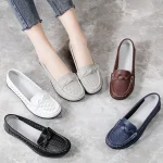 2025 nouvelles chaussures plates couleur unie mode cuir femmes chaussures plates bout rond printemps et automne chaussures d&rsquo;infirmière confortables zapatillas de mujer